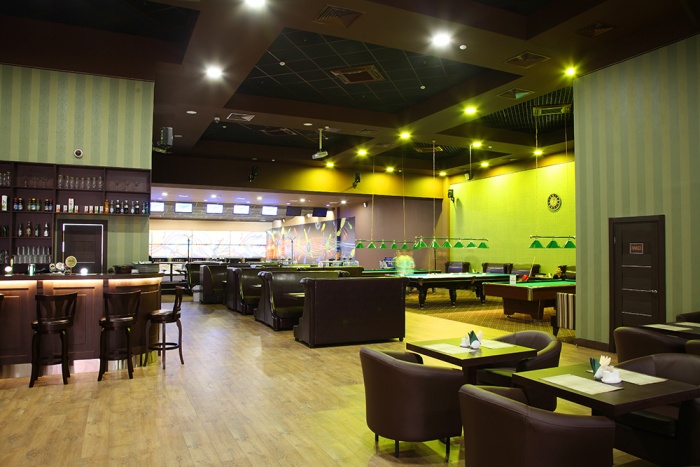 R-Keeper 7 в баре PLAYOFF play_off.jpg